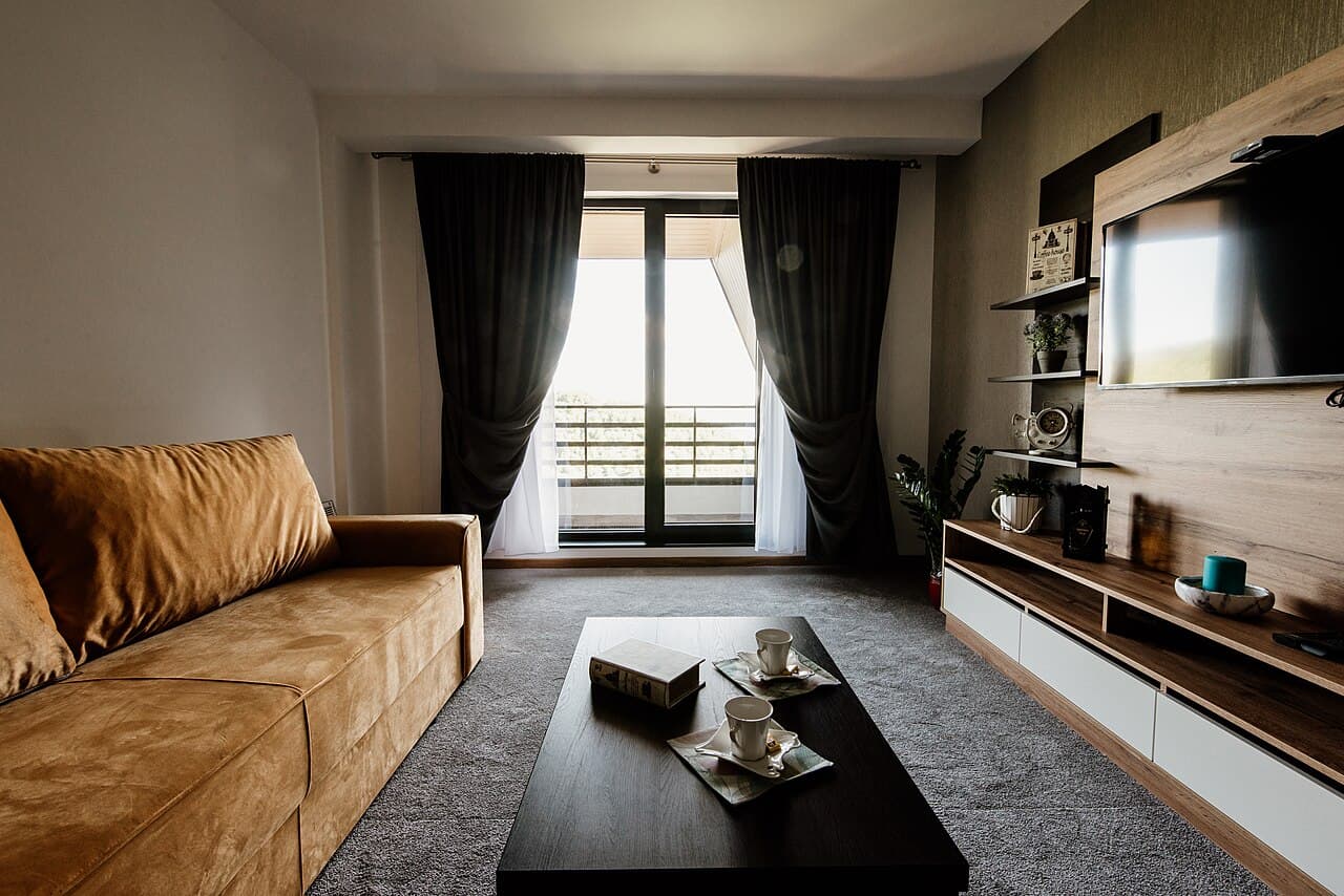ROOM 01 — WHITE